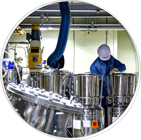 솔브레인 전해액 생산공정. 사진=솔브레인